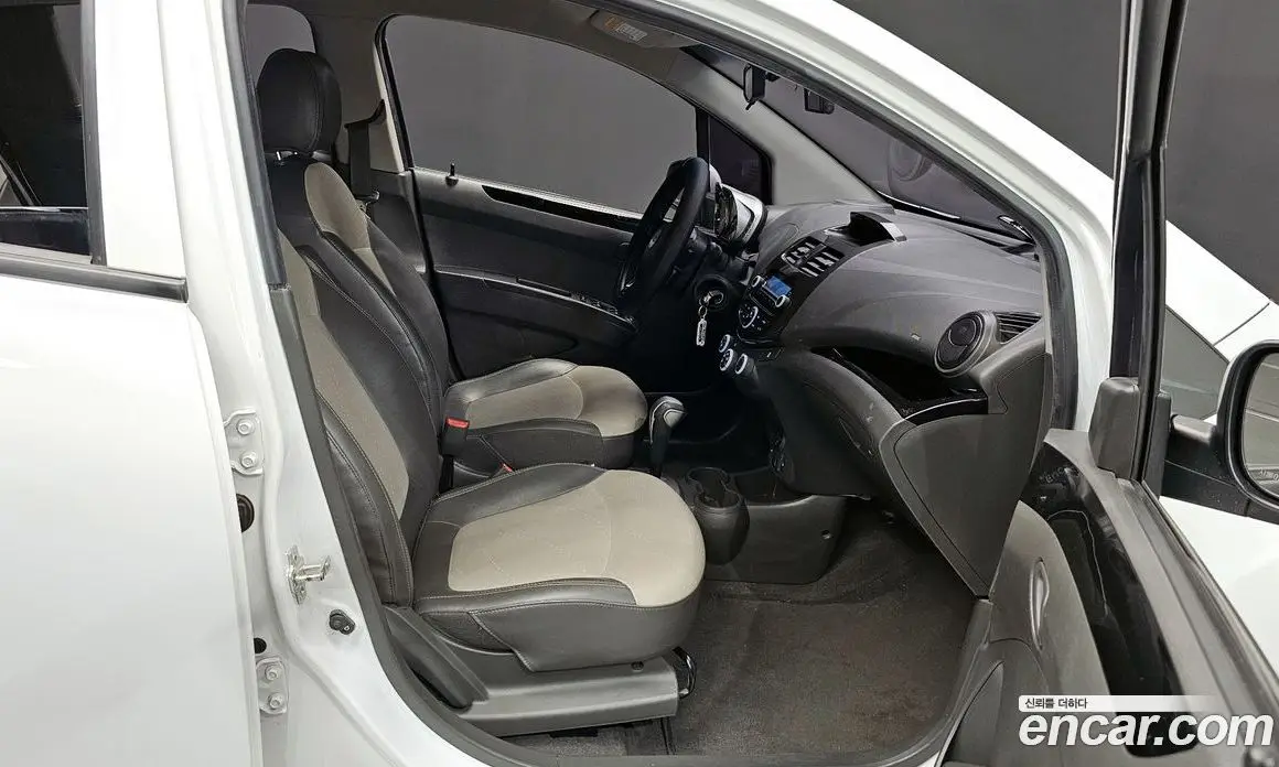 Chevrolet Spark 2015 1.0 автомат (гидро), фото 16 Chevrolet Spark 2015 1.0 автомат (гидро), фото 16