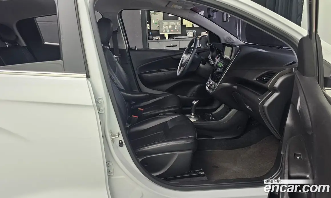 Chevrolet Spark 2016 1.0 автомат (гидро), фото 16