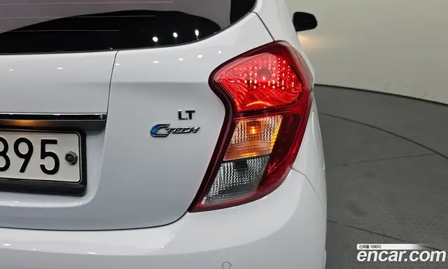 Chevrolet Spark 2016 1.0 автомат (гидро), миниатюра 9