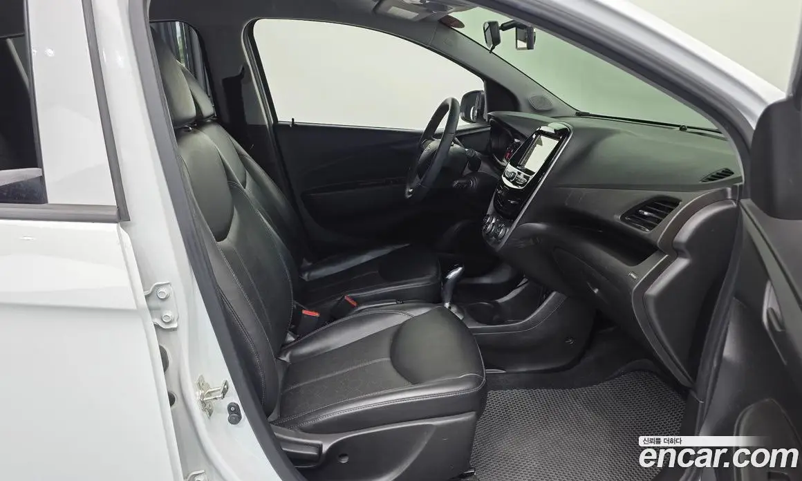 Chevrolet Spark 2016 1.0 автомат (гидро), фото 16