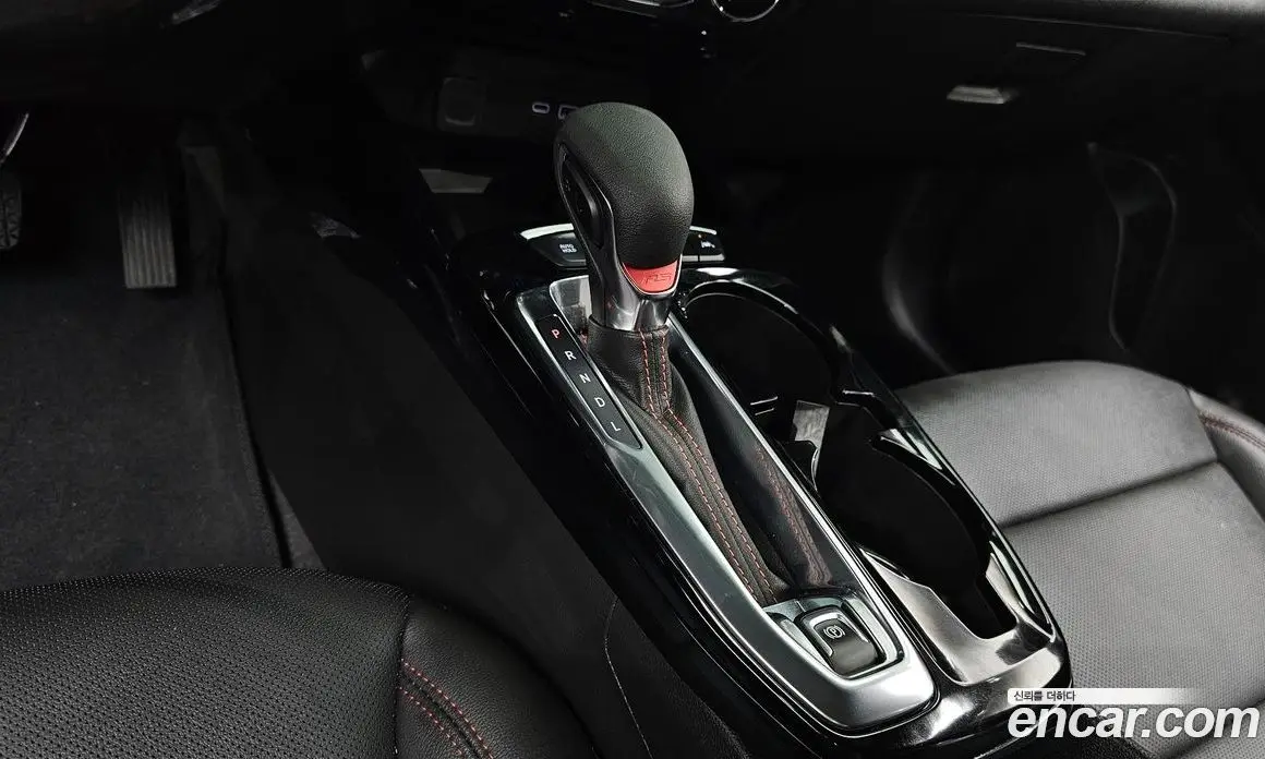 Chevrolet Trax 2024 1.2 автомат (гидро), фото 11