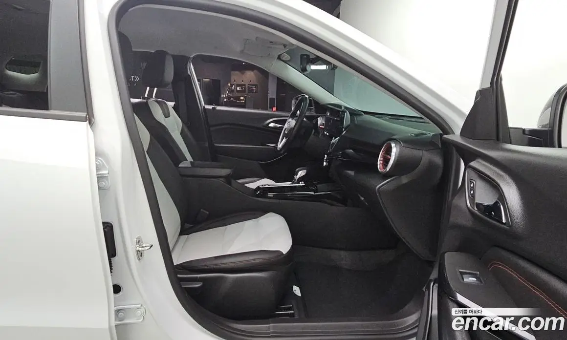 Chevrolet Trax 2024 1.2 автомат (гидро), фото 18