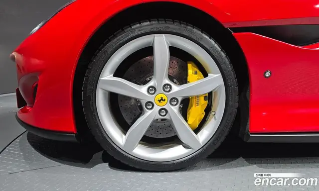 Ferrari Portofino 2018 3.9 автомат (гидро), миниатюра 5