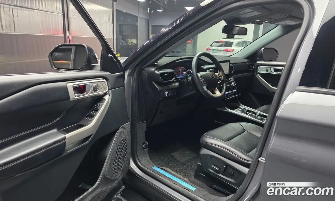 Ford Explorer 2021 2.3 автомат (гидро), фото 13