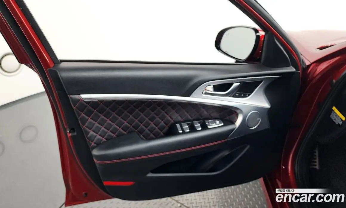 Genesis G70 2017 3.3 автомат (гидро), фото 14 Genesis G70 2017 3.3 автомат (гидро), фото 14