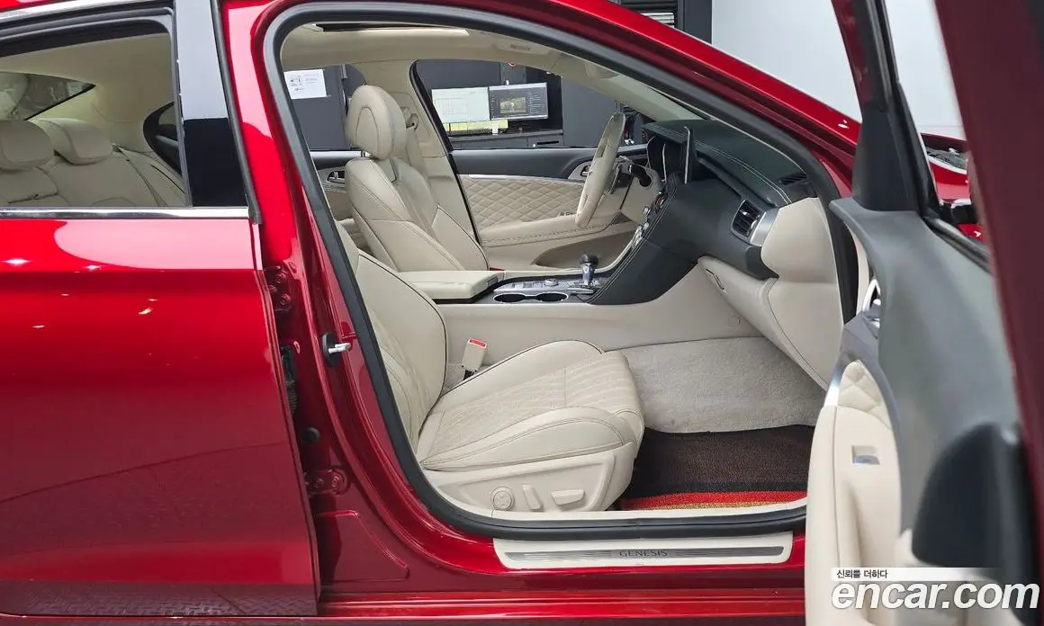 Genesis G70 2019 3.3 автомат (гидро), фото 15 Genesis G70 2019 3.3 автомат (гидро), фото 15