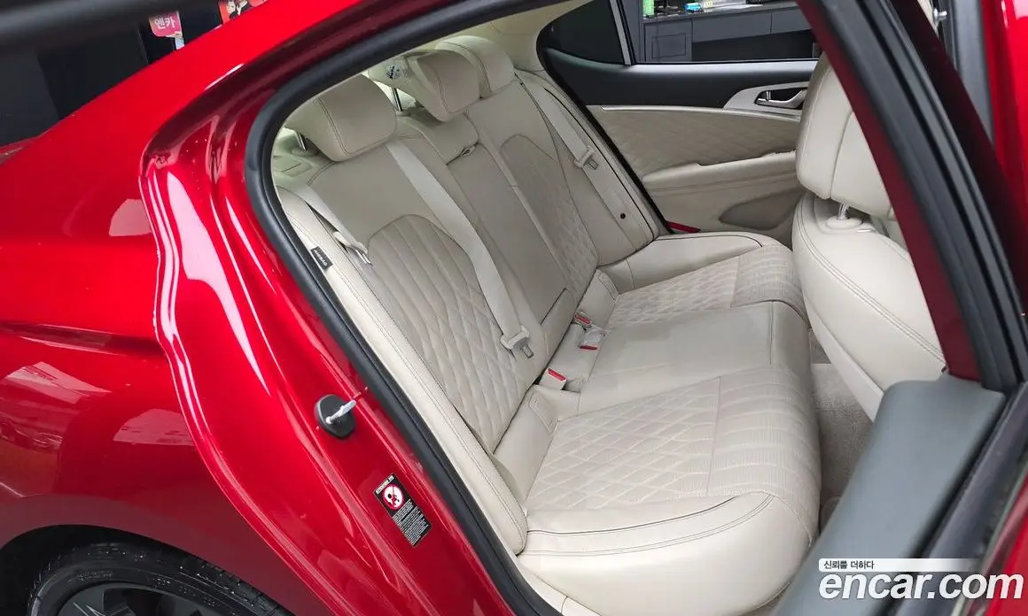 Genesis G70 2019 3.3 автомат (гидро), фото 16 Genesis G70 2019 3.3 автомат (гидро), фото 16