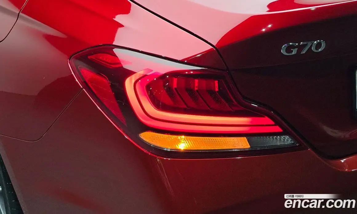 Genesis G70 2019 3.3 автомат (гидро), фото 8 Genesis G70 2019 3.3 автомат (гидро), фото 8