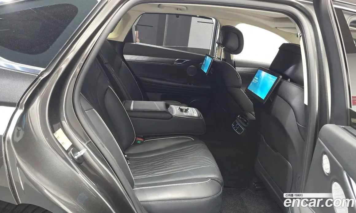 Genesis G80 2023 3.5 автомат (гидро), фото 17 Genesis G80 2023 3.5 автомат (гидро), фото 17