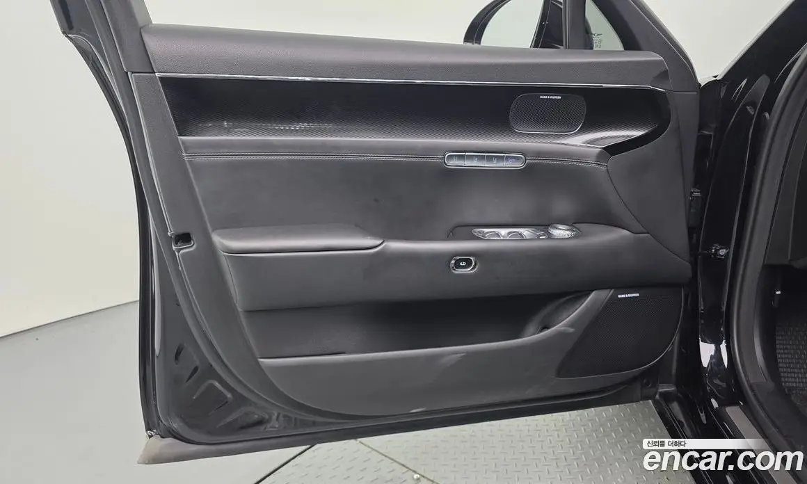 Genesis G90 2023 3.5 автомат (гидро), фото 14