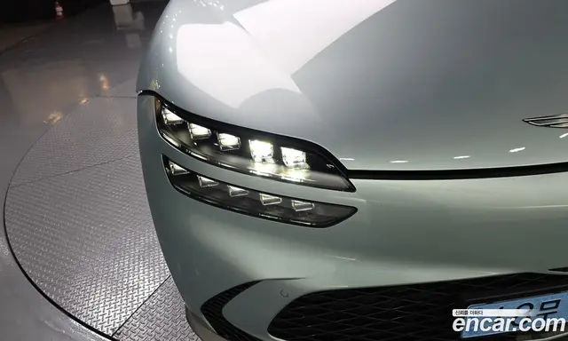 Genesis GV60 2022 0.1 автомат (гидро), миниатюра 8 Genesis GV60 2022 0.1 автомат (гидро), миниатюра 8