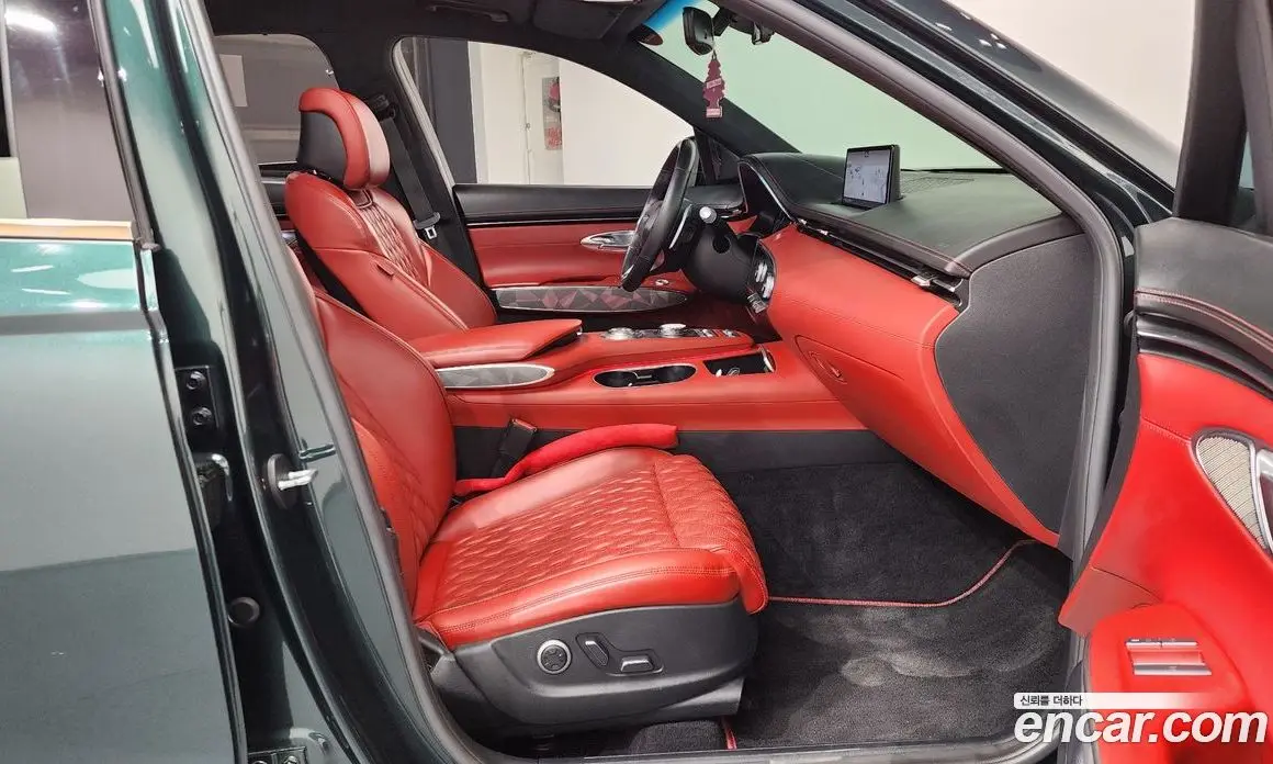 Genesis GV70 2021 3.5 автомат (гидро), фото 16