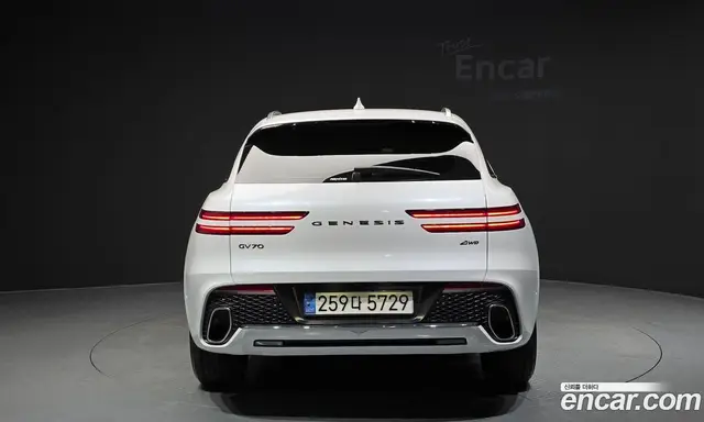 Genesis GV70 2023 2.5 автомат (гидро), миниатюра 4 Genesis GV70 2023 2.5 автомат (гидро), миниатюра 4