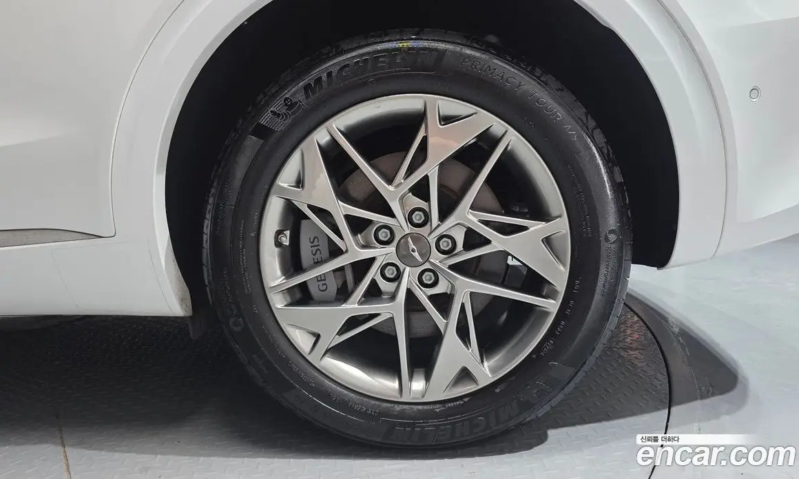 Genesis GV70 2023 2.5 автомат (гидро), фото 7 Genesis GV70 2023 2.5 автомат (гидро), фото 7