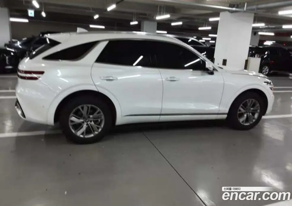 Genesis GV70 2023 2.5 автомат (гидро), фото 12 Genesis GV70 2023 2.5 автомат (гидро), фото 12