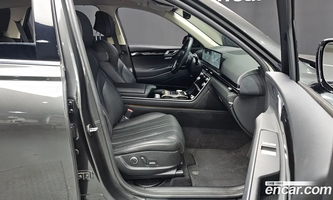 Genesis GV80 2024 2.5 автомат (гидро), фото 15