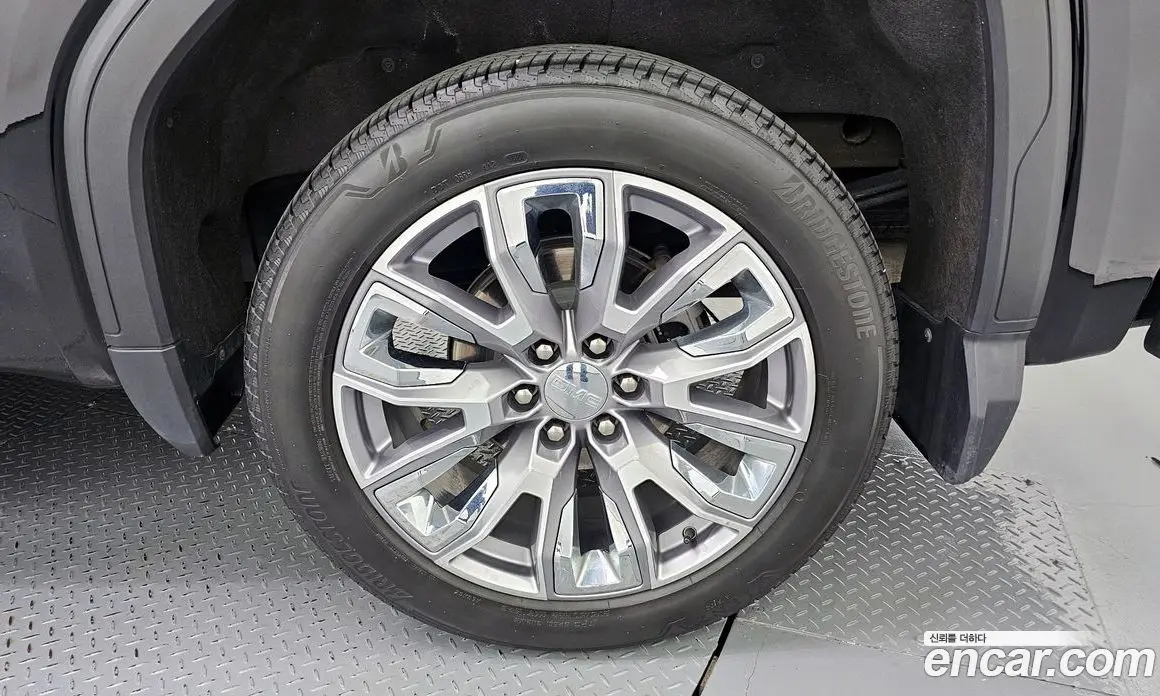 GMC Sierra 2023 6.2 автомат (гидро), фото 7 GMC Sierra 2023 6.2 автомат (гидро), фото 7