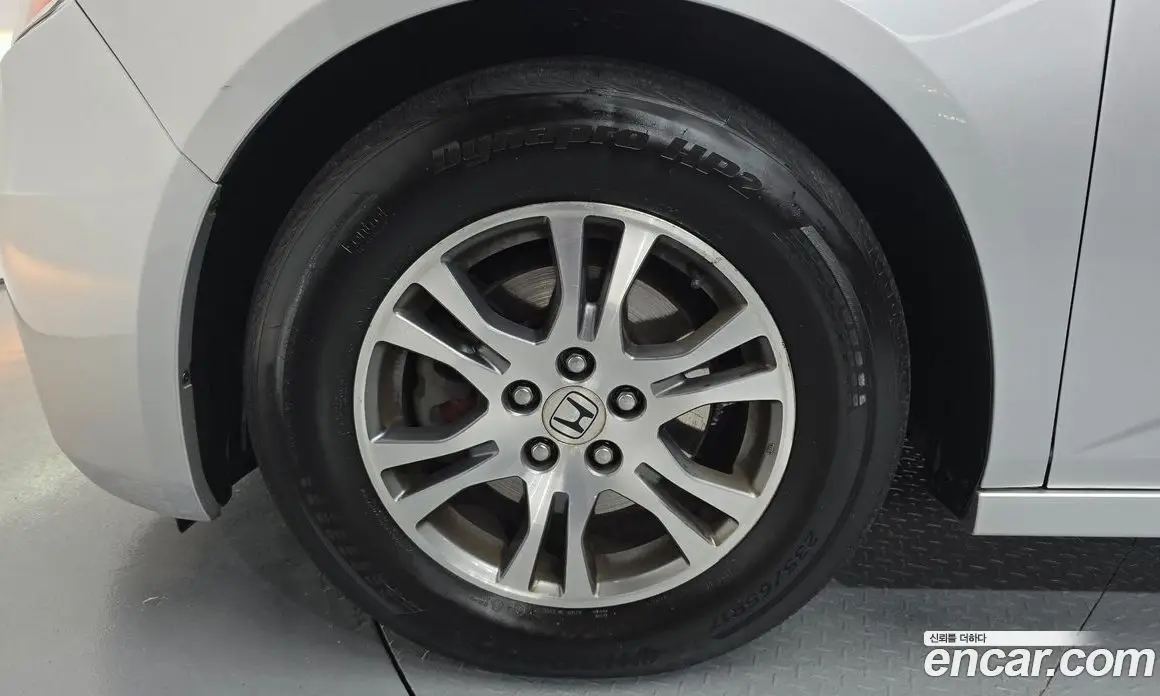 Honda Odyssey 2013 3.5 автомат (гидро), фото 5 Honda Odyssey 2013 3.5 автомат (гидро), фото 5