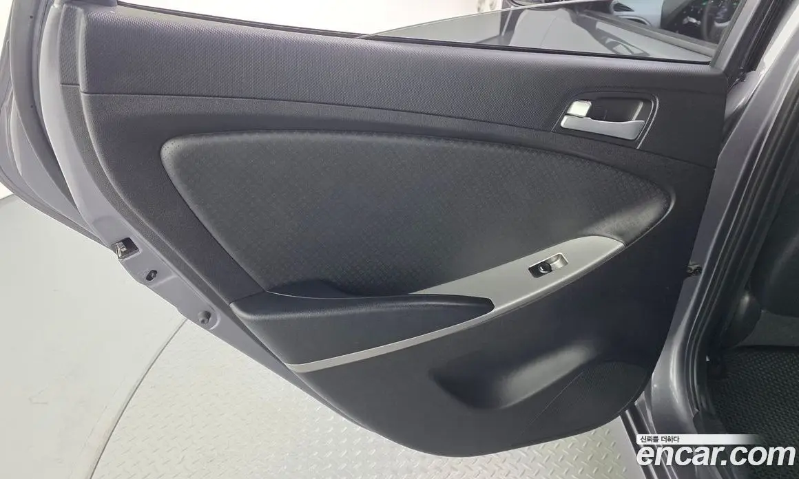 Hyundai Accent 2015 1.4 автомат (гидро), фото 15 Hyundai Accent 2015 1.4 автомат (гидро), фото 15