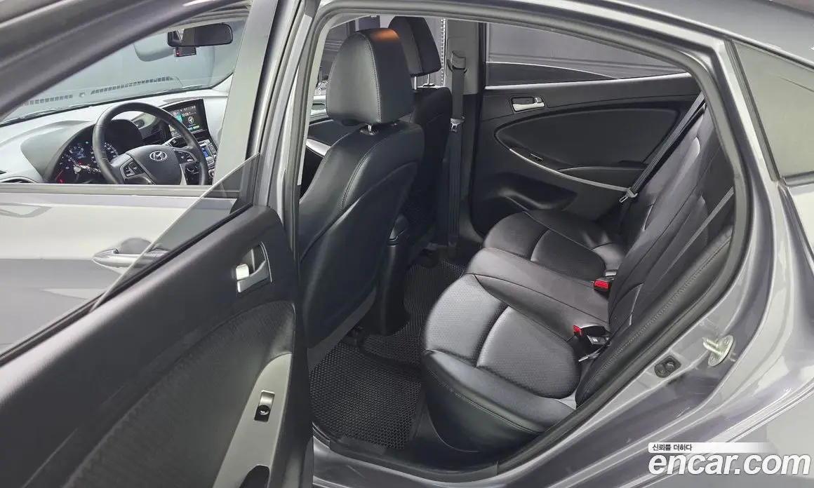 Hyundai Accent 2015 1.4 автомат (гидро), фото 16 Hyundai Accent 2015 1.4 автомат (гидро), фото 16