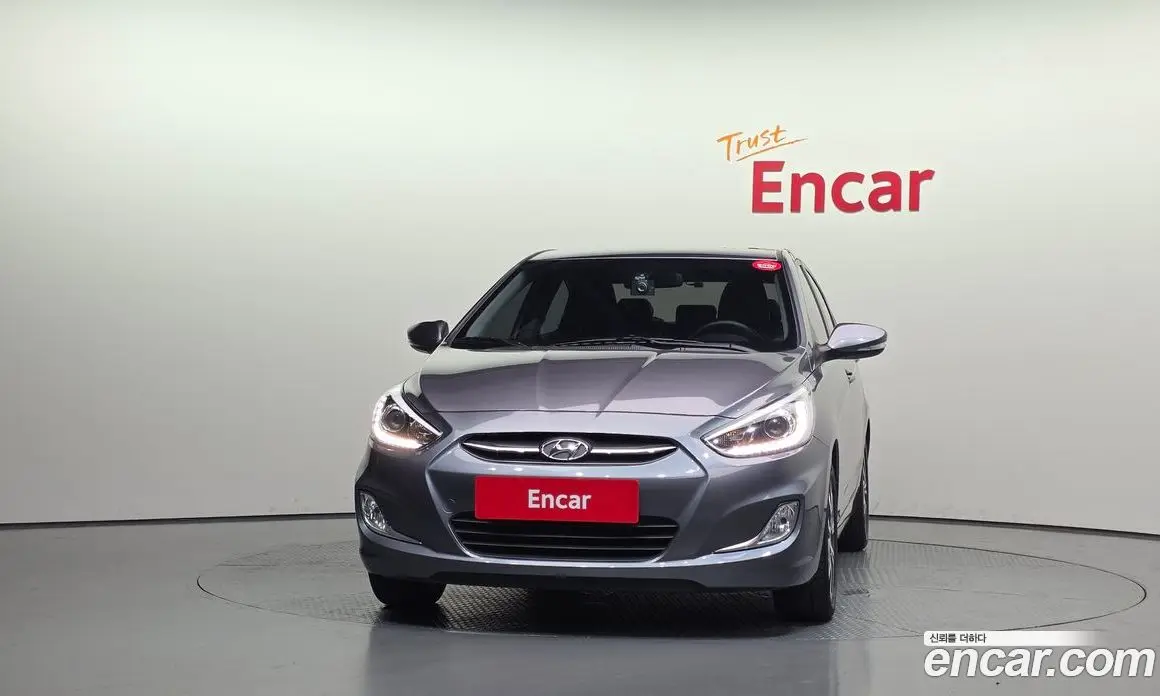 Hyundai Accent 2015 1.4 автомат (гидро), фото 3 Hyundai Accent 2015 1.4 автомат (гидро), фото 3