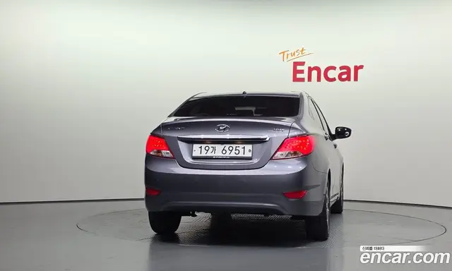 Hyundai Accent 2015 1.4 автомат (гидро), миниатюра 4 Hyundai Accent 2015 1.4 автомат (гидро), миниатюра 4