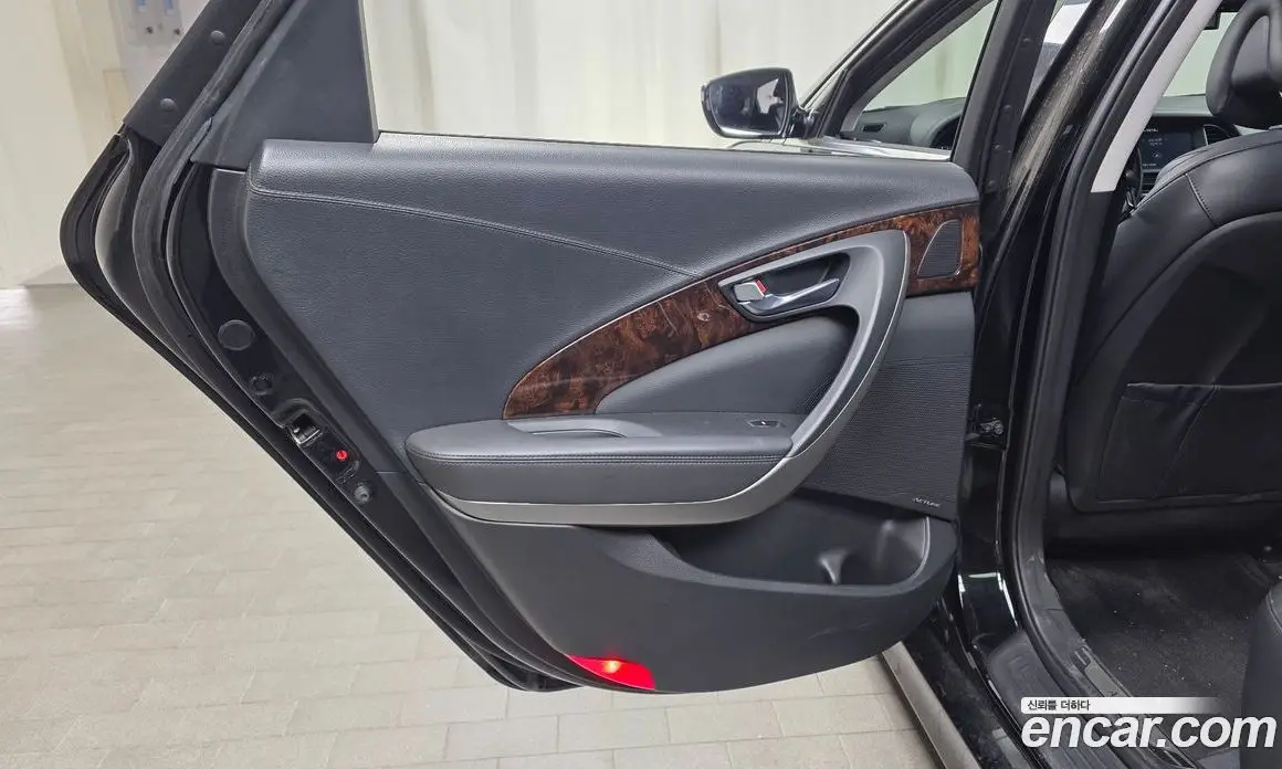 Hyundai Aslan 2014 3.3 автомат (гидро), фото 15
