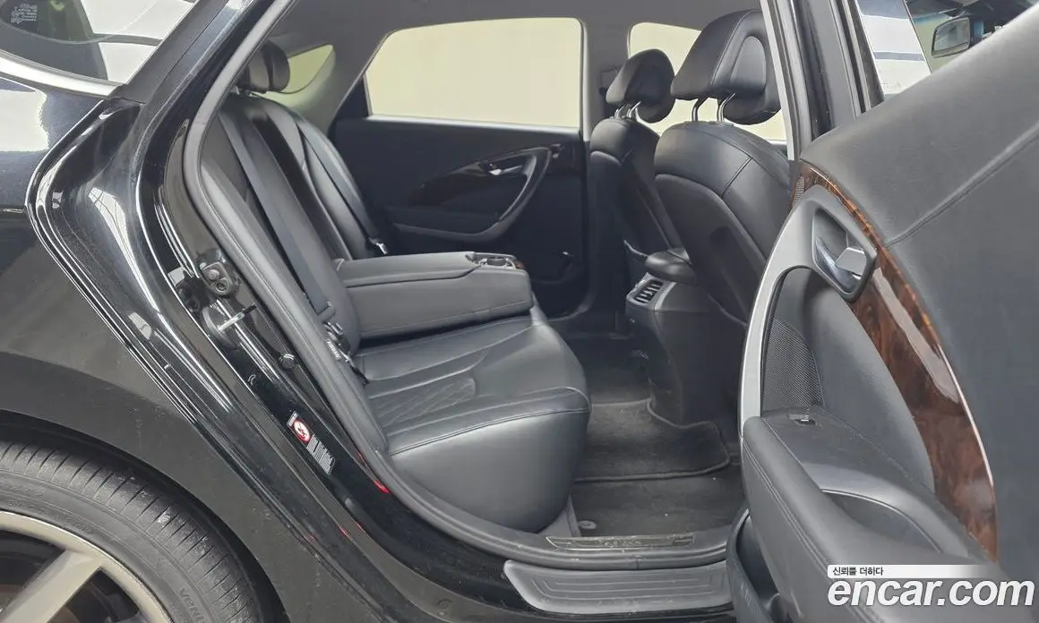 Hyundai Aslan 2014 3.3 автомат (гидро), фото 17