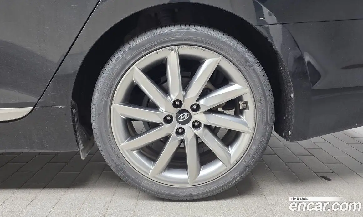 Hyundai Aslan 2014 3.3 автомат (гидро), фото 7