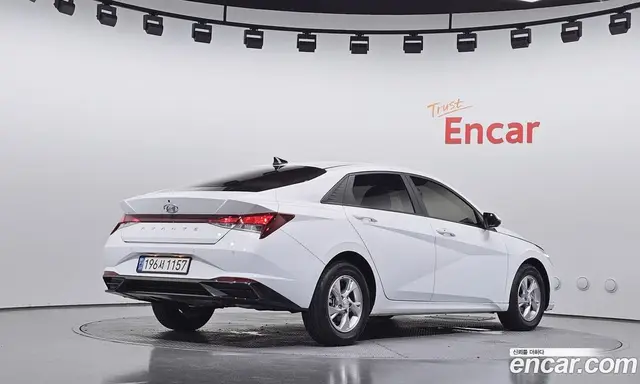 Hyundai Avante 2021 1.6 автомат (гидро), миниатюра 2