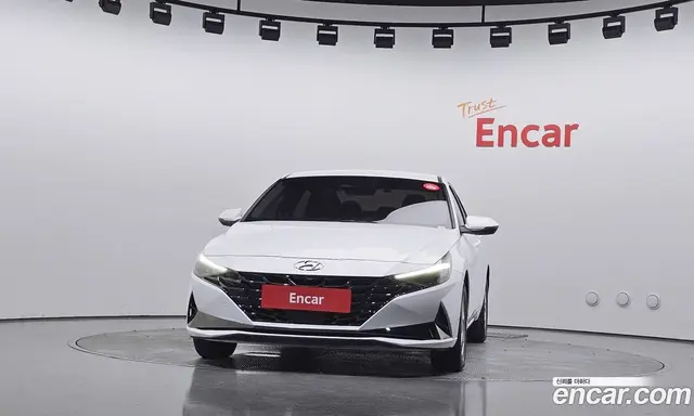 Hyundai Avante 2021 1.6 автомат (гидро), миниатюра 3