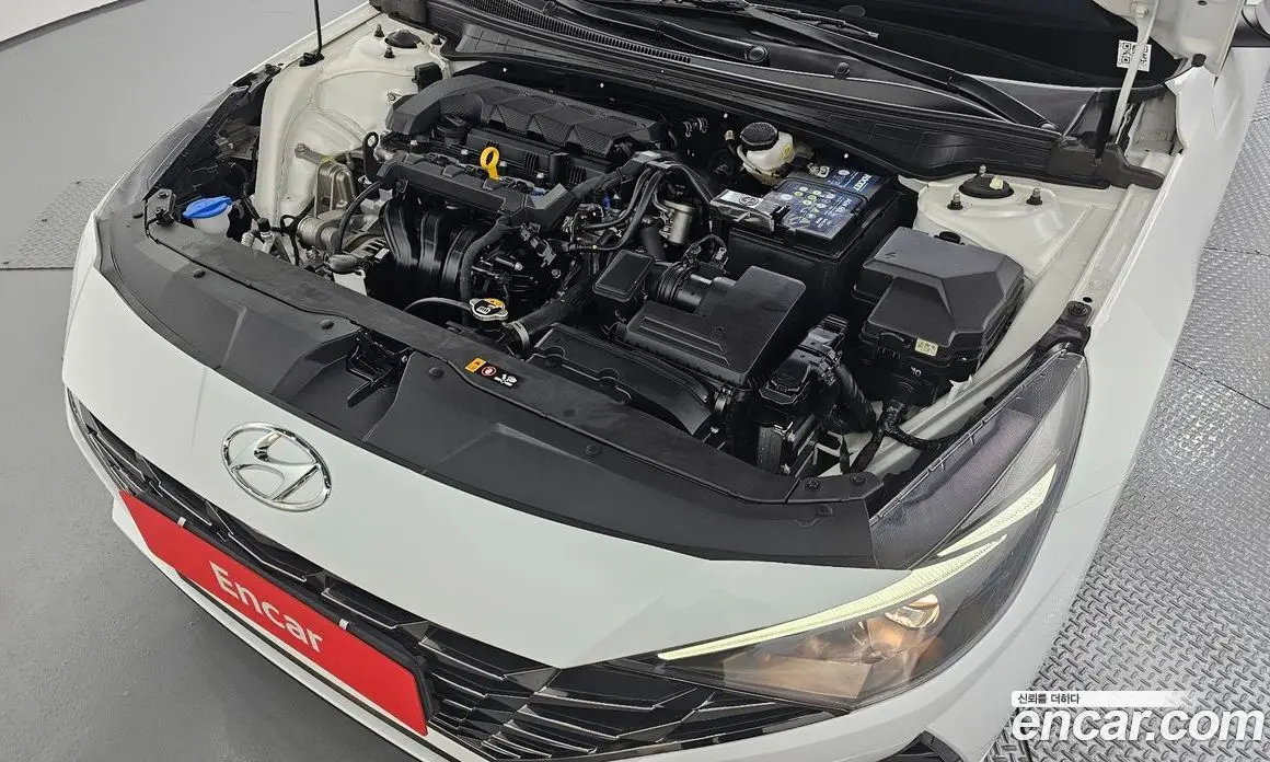 Hyundai Avante 2021 1.6 автомат (гидро), фото 6