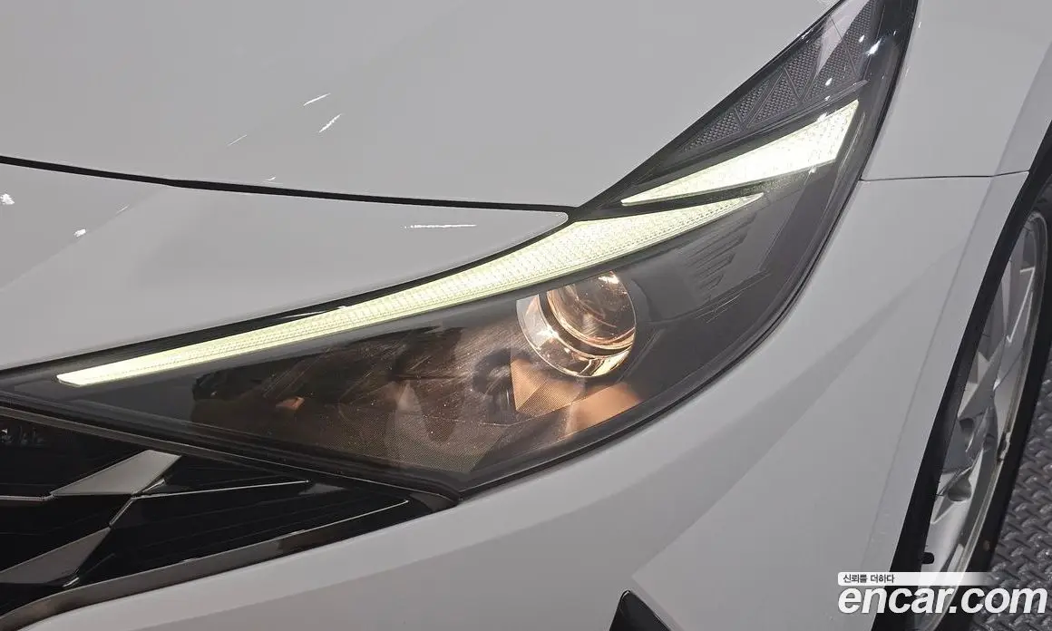 Hyundai Avante 2021 1.6 автомат (гидро), фото 8