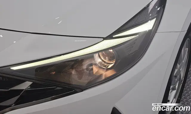 Hyundai Avante 2021 1.6 автомат (гидро), миниатюра 8
