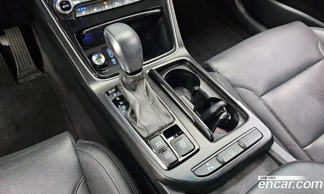 Hyundai Grandeur 2018 2.4 автомат (гидро), миниатюра 12