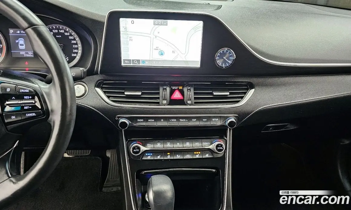 Hyundai Grandeur 2018 2.4 автомат (гидро), фото 20