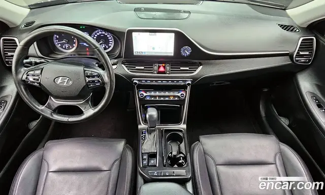 Hyundai Grandeur 2018 2.4 автомат (гидро), миниатюра 10