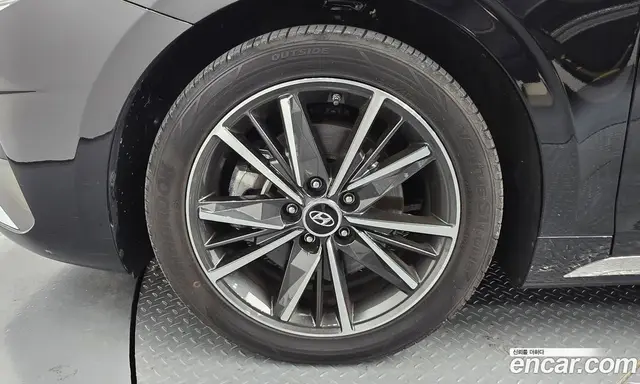 Hyundai Grandeur 2022 2.5 автомат (гидро), миниатюра 4 Hyundai Grandeur 2022 2.5 автомат (гидро), миниатюра 4