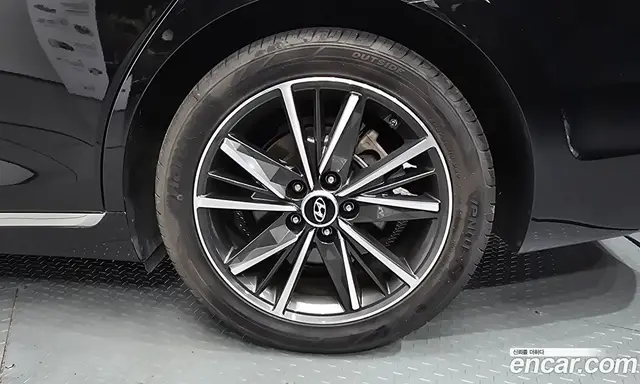 Hyundai Grandeur 2022 2.5 автомат (гидро), миниатюра 6 Hyundai Grandeur 2022 2.5 автомат (гидро), миниатюра 6