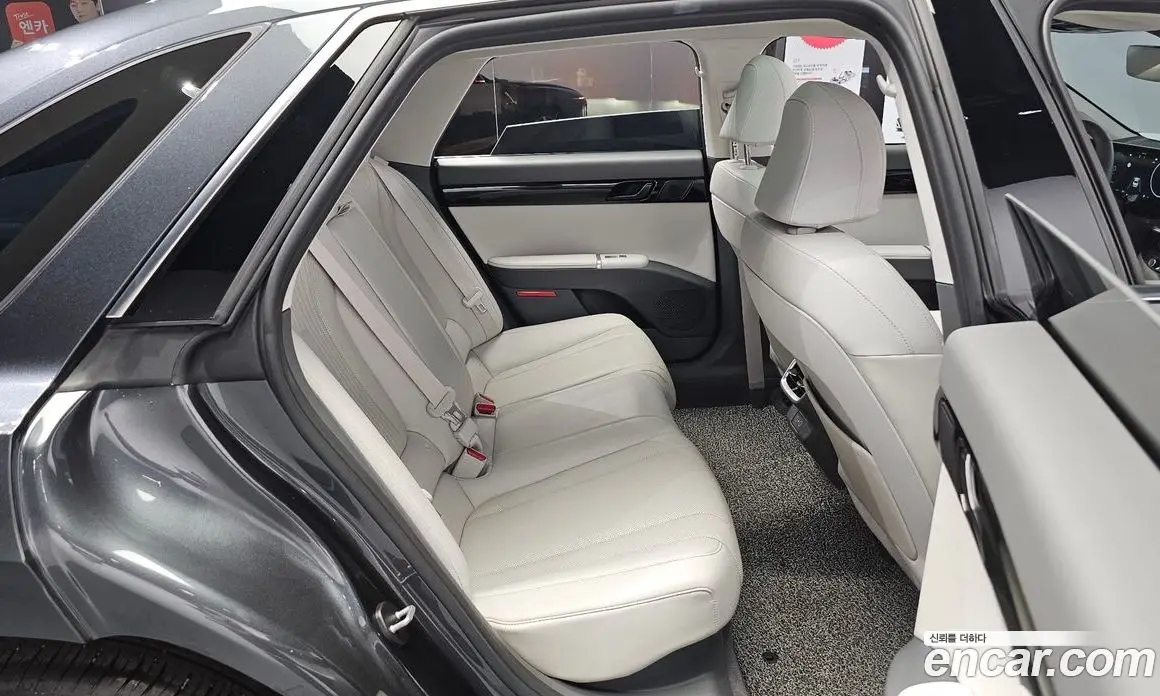 Hyundai Grandeur 2023 1.6 автомат (гидро), фото 16 Hyundai Grandeur 2023 1.6 автомат (гидро), фото 16