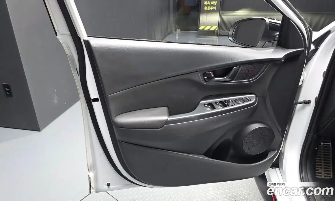 Hyundai Kona 2022 2.0 автомат (гидро), фото 14 Hyundai Kona 2022 2.0 автомат (гидро), фото 14