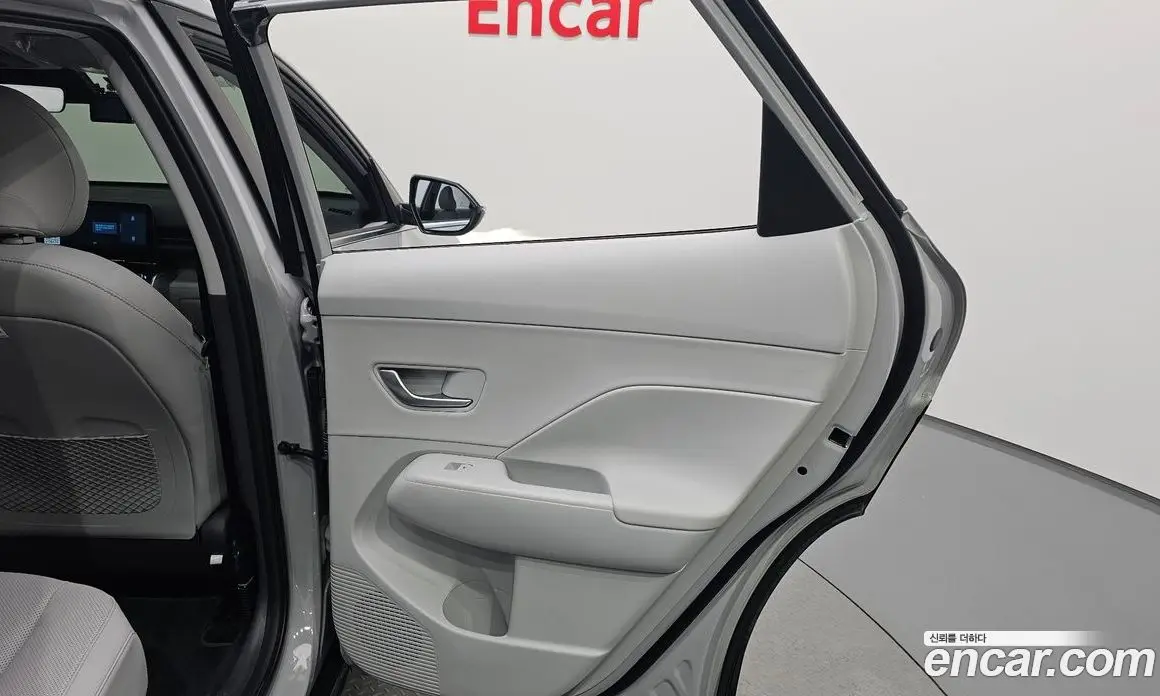 Hyundai Kona 2025 1.6 автомат (гидро), фото 14 Hyundai Kona 2025 1.6 автомат (гидро), фото 14