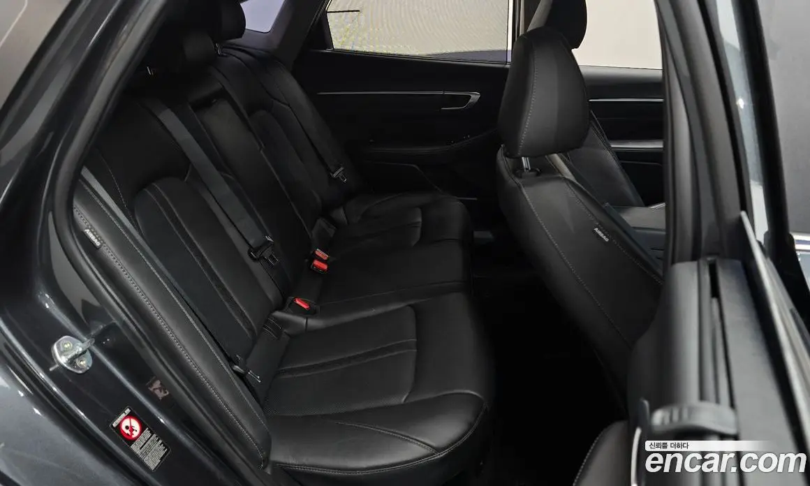 Hyundai Sonata 2022 2.0 автомат (гидро), фото 17