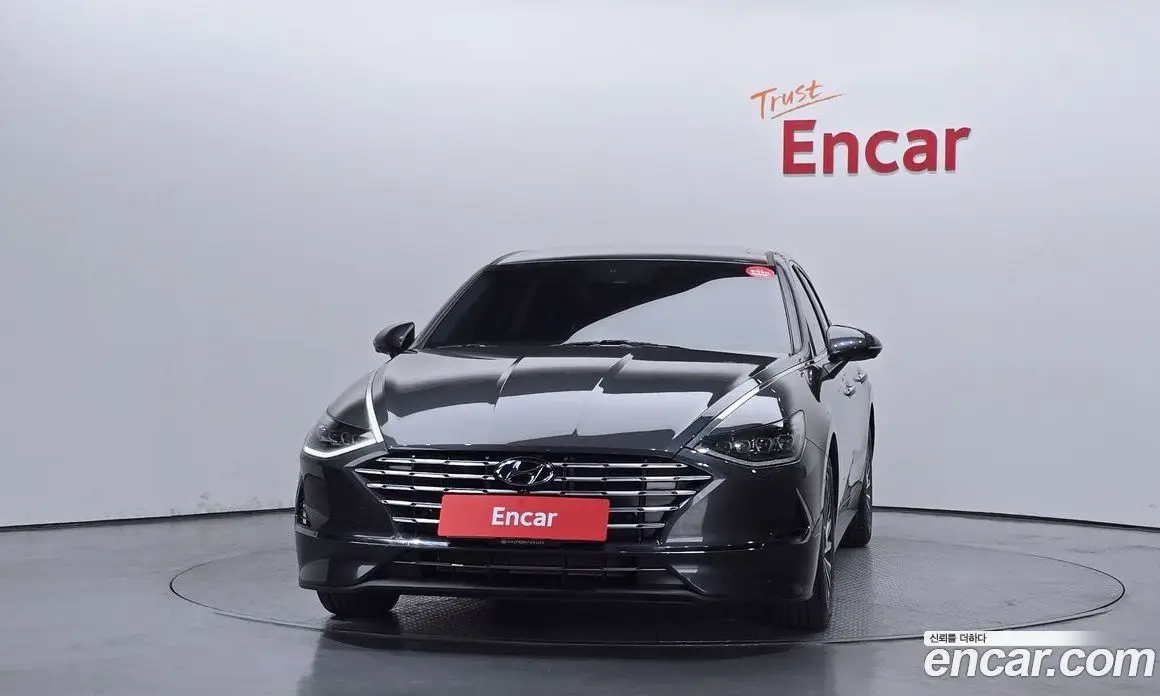 Hyundai Sonata 2022 2.0 автомат (гидро), фото 3