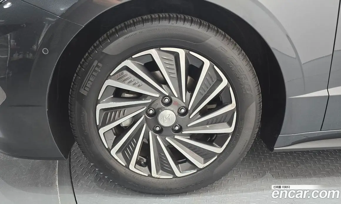 Hyundai Sonata 2022 2.0 автомат (гидро), фото 5