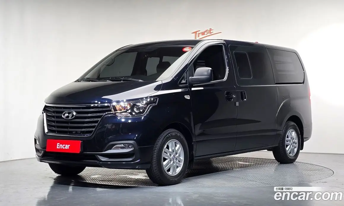 Hyundai Starex 2020 2.5 автомат (гидро), фото 1 Hyundai Starex 2020 2.5 автомат (гидро), фото 1