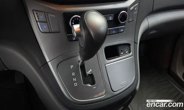 Hyundai Starex 2020 2.5 автомат (гидро), миниатюра 12