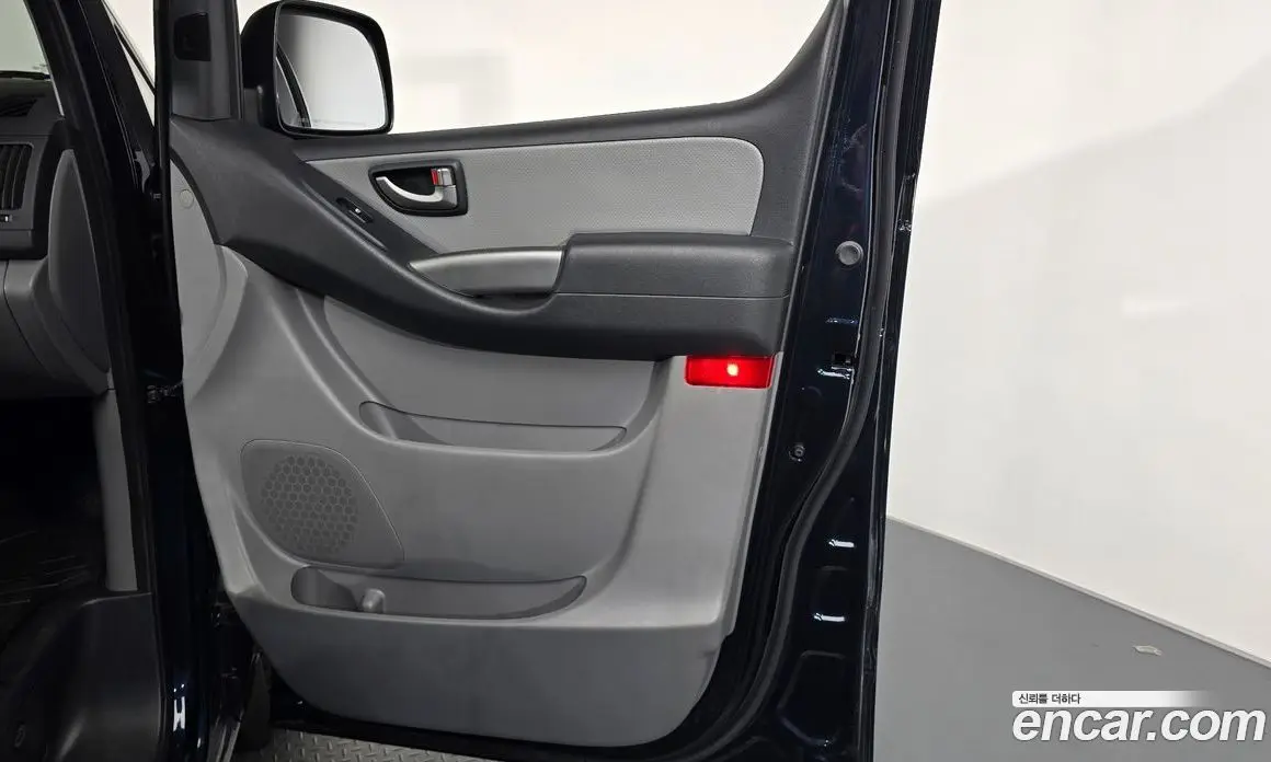 Hyundai Starex 2020 2.5 автомат (гидро), фото 14 Hyundai Starex 2020 2.5 автомат (гидро), фото 14