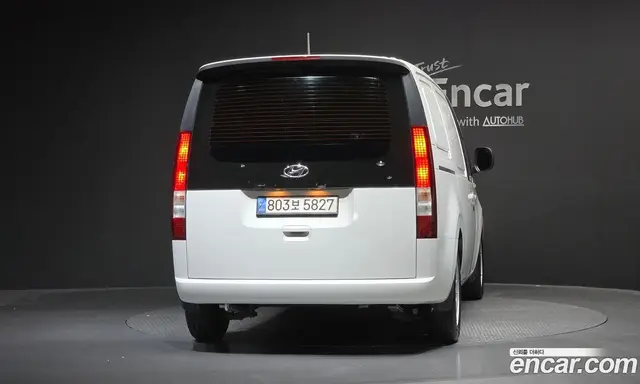 Hyundai Staria 2022 2.2 автомат (гидро), миниатюра 3