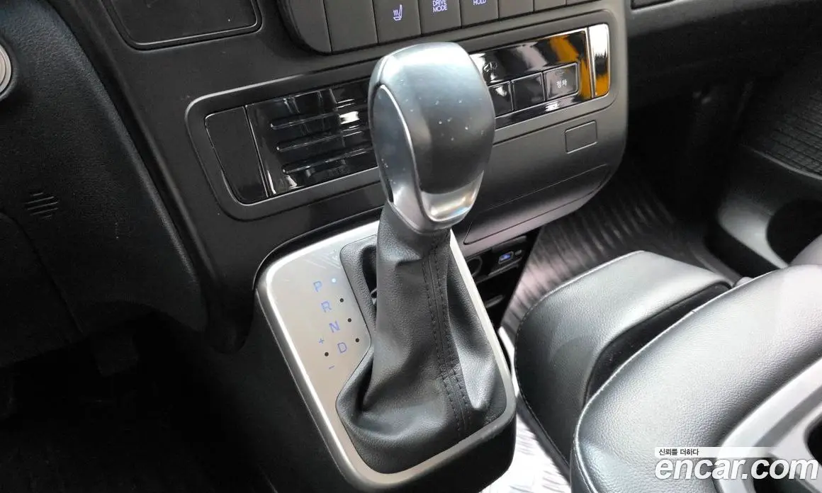 Hyundai Staria 2023 3.5 автомат (гидро), фото 11 Hyundai Staria 2023 3.5 автомат (гидро), фото 11